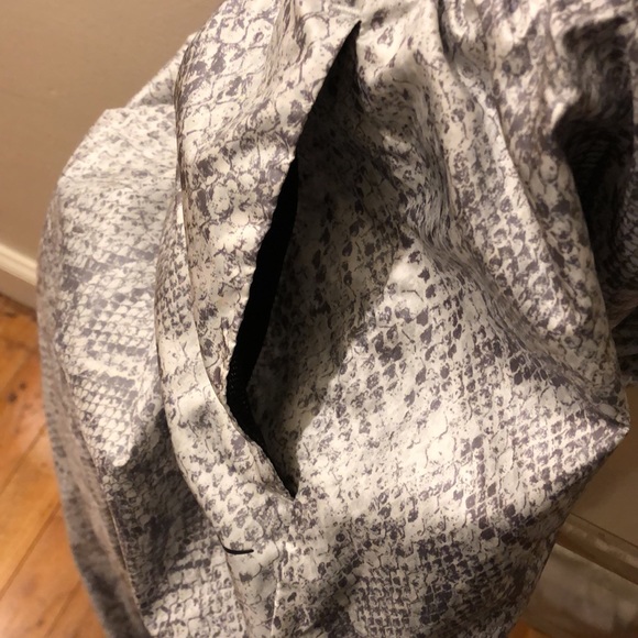 Nike - Picture 5 of 5